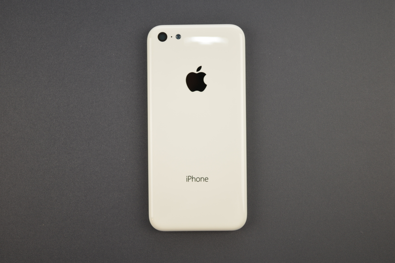 Illustration for article titled Si el iPhone 5C se parece a este (y es barato), éxito asegurado